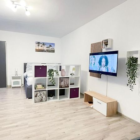 Perfekte 1,5 Wohnung Zentral In Leonberg Gegenueber Einkaufzentrum Ngoại thất bức ảnh