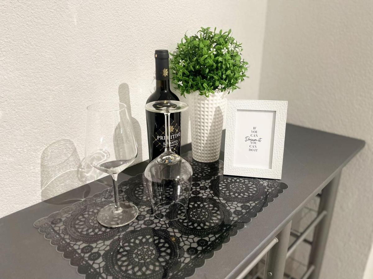 Perfekte 1,5 Wohnung Zentral In Leonberg Gegenueber Einkaufzentrum Ngoại thất bức ảnh